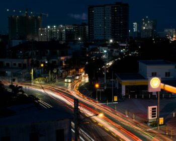 Shell kvůli odchodu z Ruska v reakci na napadení Ukrajiny odepíše čtyři až pět miliard dolarů (téměř 90 až 112 miliard Kč).