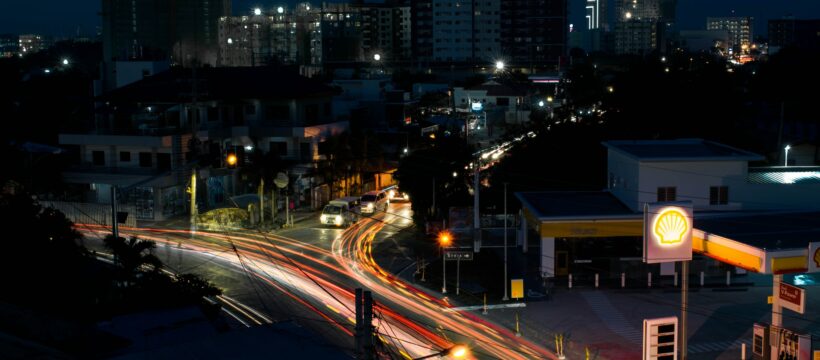 Shell kvůli odchodu z Ruska v reakci na napadení Ukrajiny odepíše čtyři až pět miliard dolarů (téměř 90 až 112 miliard Kč).