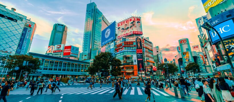 Japonská ekonomika v prvním čtvrtletí po předchozím růstu znovu klesla.