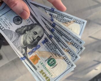 Meziroční inflace 14,2 procenta v Česku je nejvyšší za téměř 30 let