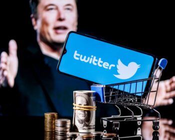 Musk se zdráhá firmu Twitter převzít