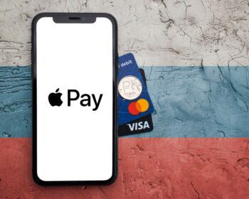 Interfax: Rusko vyměřilo Applu pokutu dva miliony rublů za skladování dat Moskevský soud vyměřil americké technologické společnosti Apple pokutu dva miliony rublů (830.000 Kč). Firma podle něj odmítla uchovávat data ruských občanů na ruském území. Informovala o tom ruská agentura Interfax.